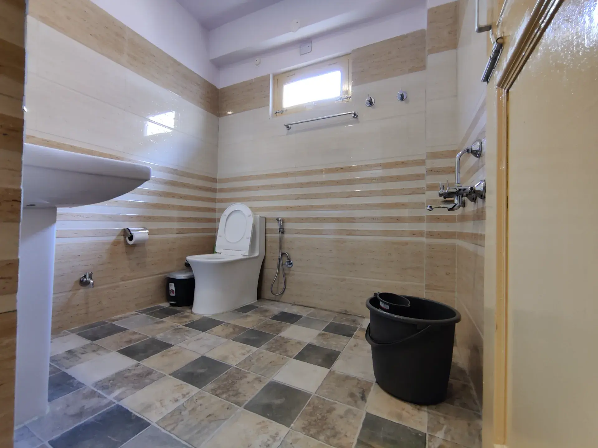 Mountain View Private Suite - View 3