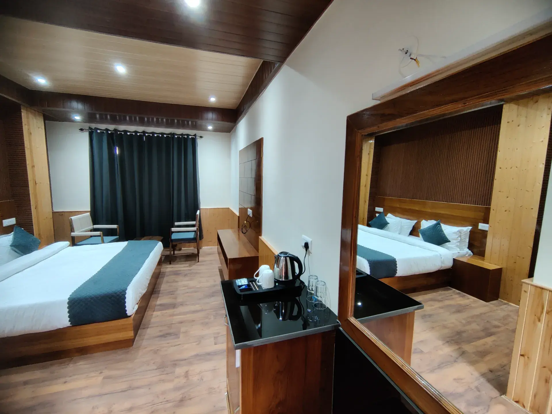 Premium Mountain View - Without Balcony - View 2