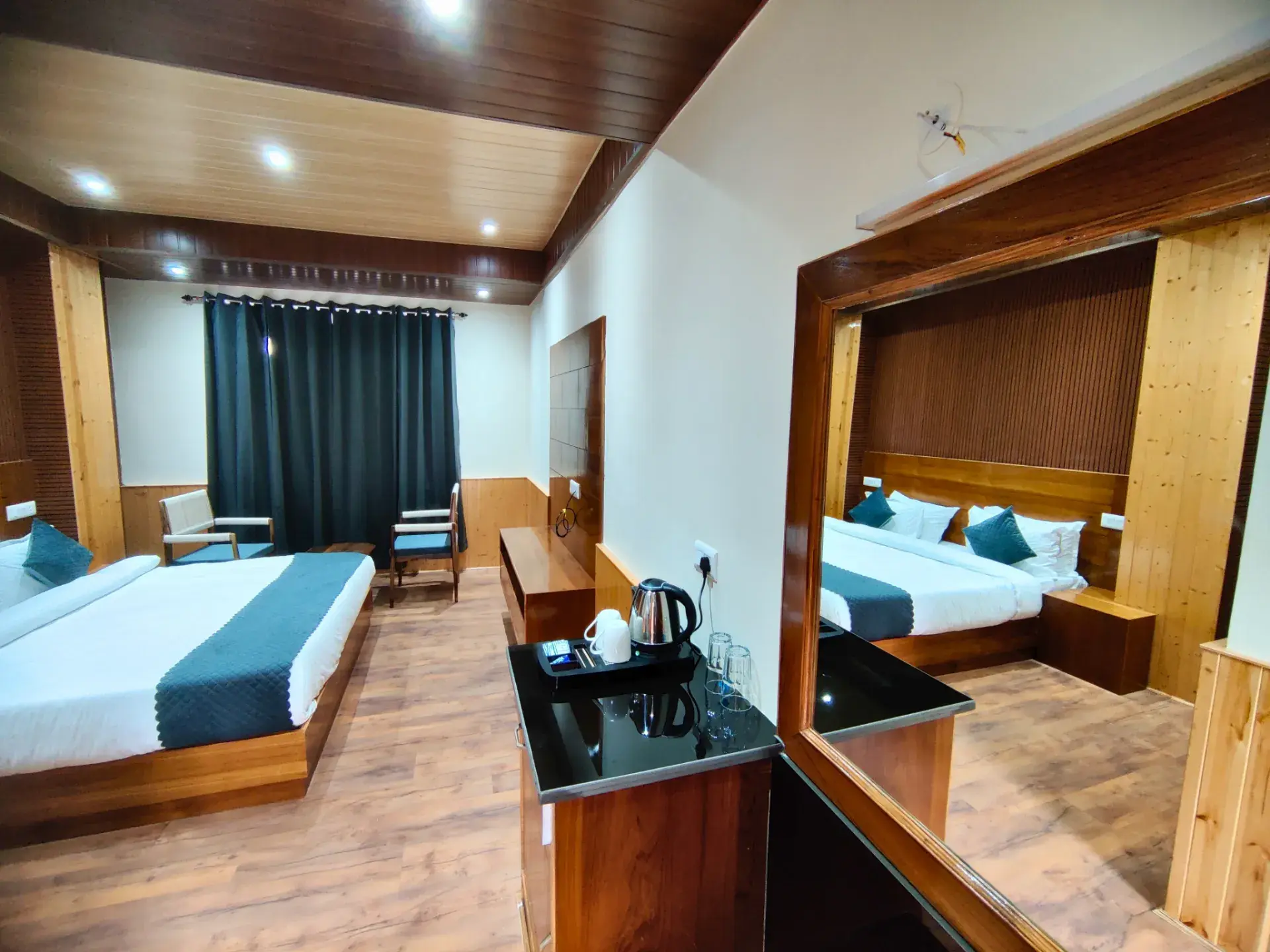 Premium Mountain View - Without Balcony - View 6